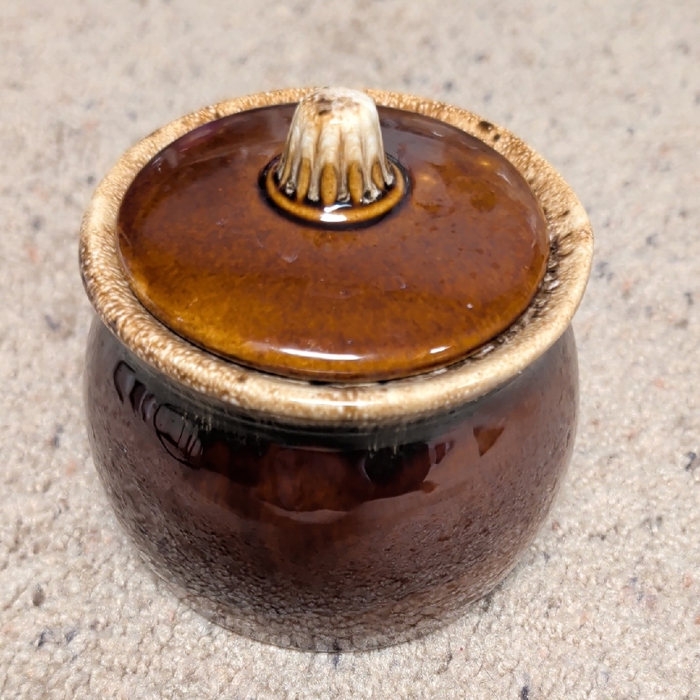 Hull Oven Proof Made In USA Drip Glaze Sugar Bowl Vintage Antique Collectible